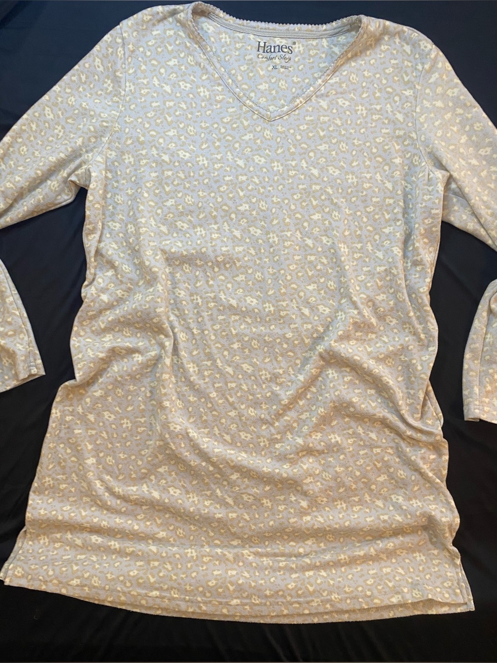 Hanes Women's Cream Leopard Print V-Neck Top